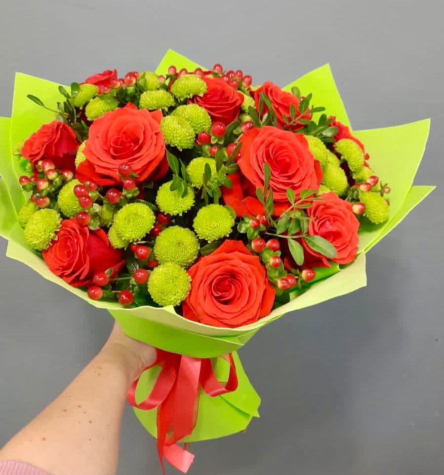 Букет цветов из: Хризантемы и Розы в Калтасы