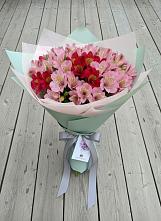 Букет цветов из:  Альстромерии в Калтасы
