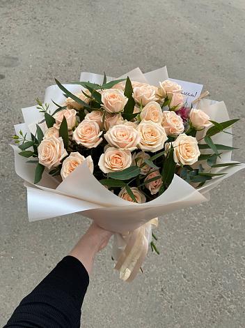 Букет Кремовые розы Латте в Калтасы
